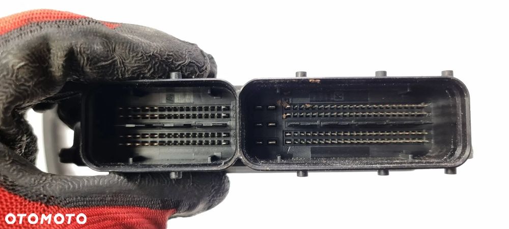 Moduł sterownik komputer silnika 4E0907552 Audi A8 S8 D3 4E - 4