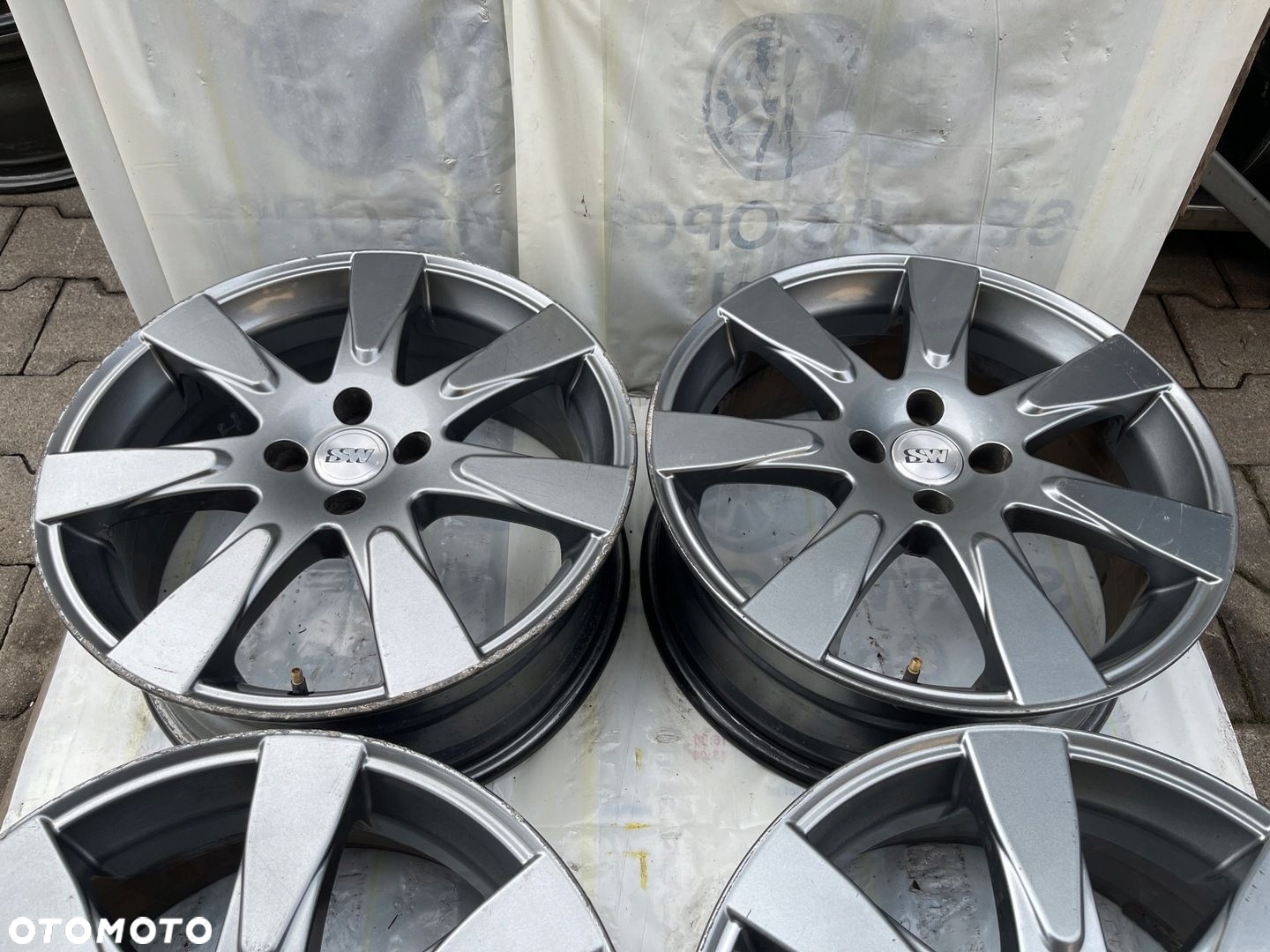 Felgi RVS 4x100 17 7J ET42 201 - 3