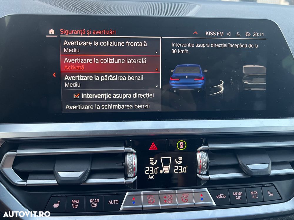 BMW Seria 3 320d xDrive AT MHEV - 32