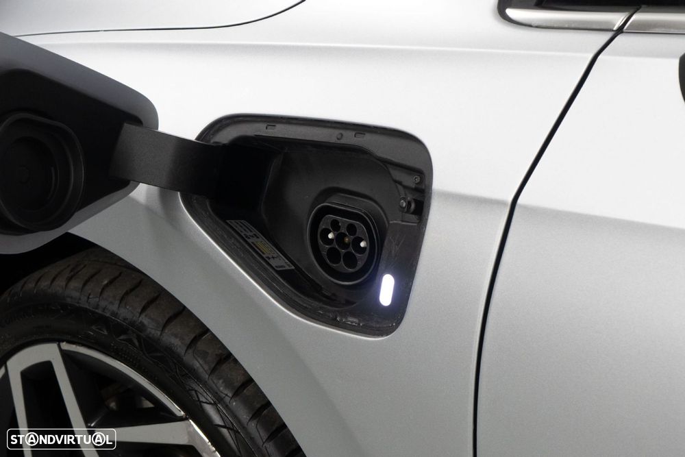 VW Golf 1.4 TSI e-Hybrid DSG - 17