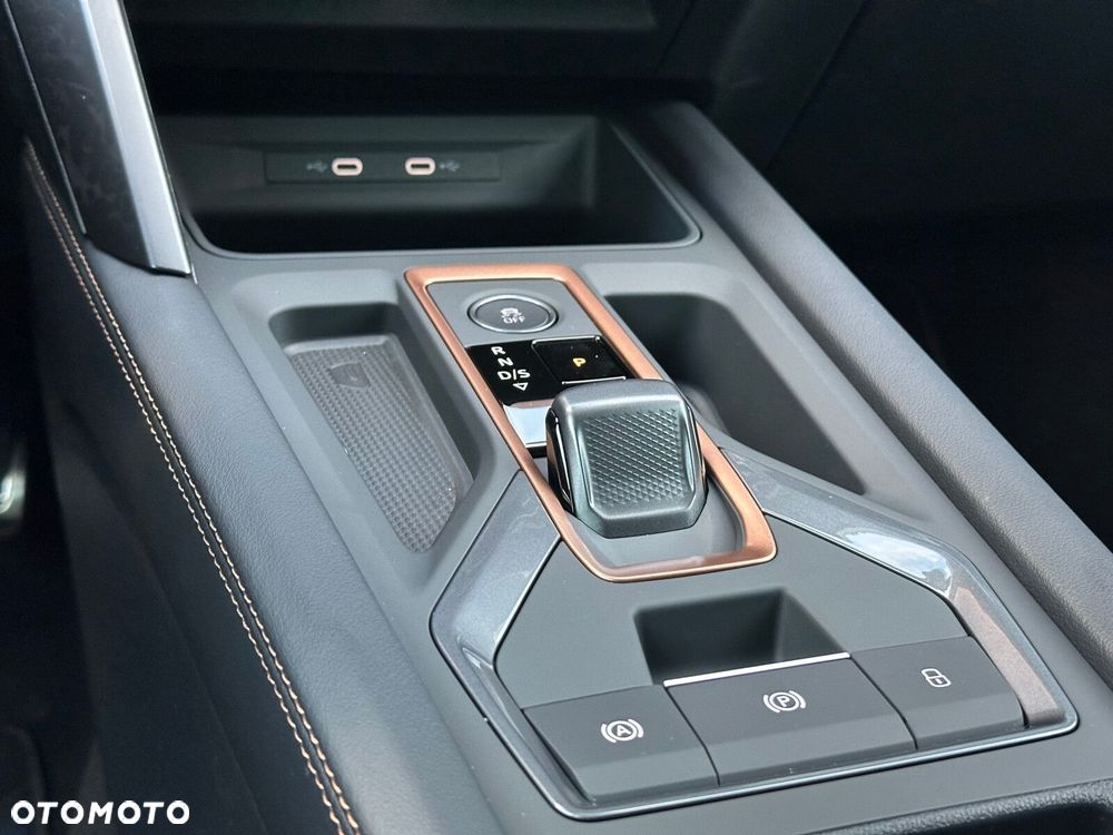 Cupra Leon 1.5 eTSI DSG - 17