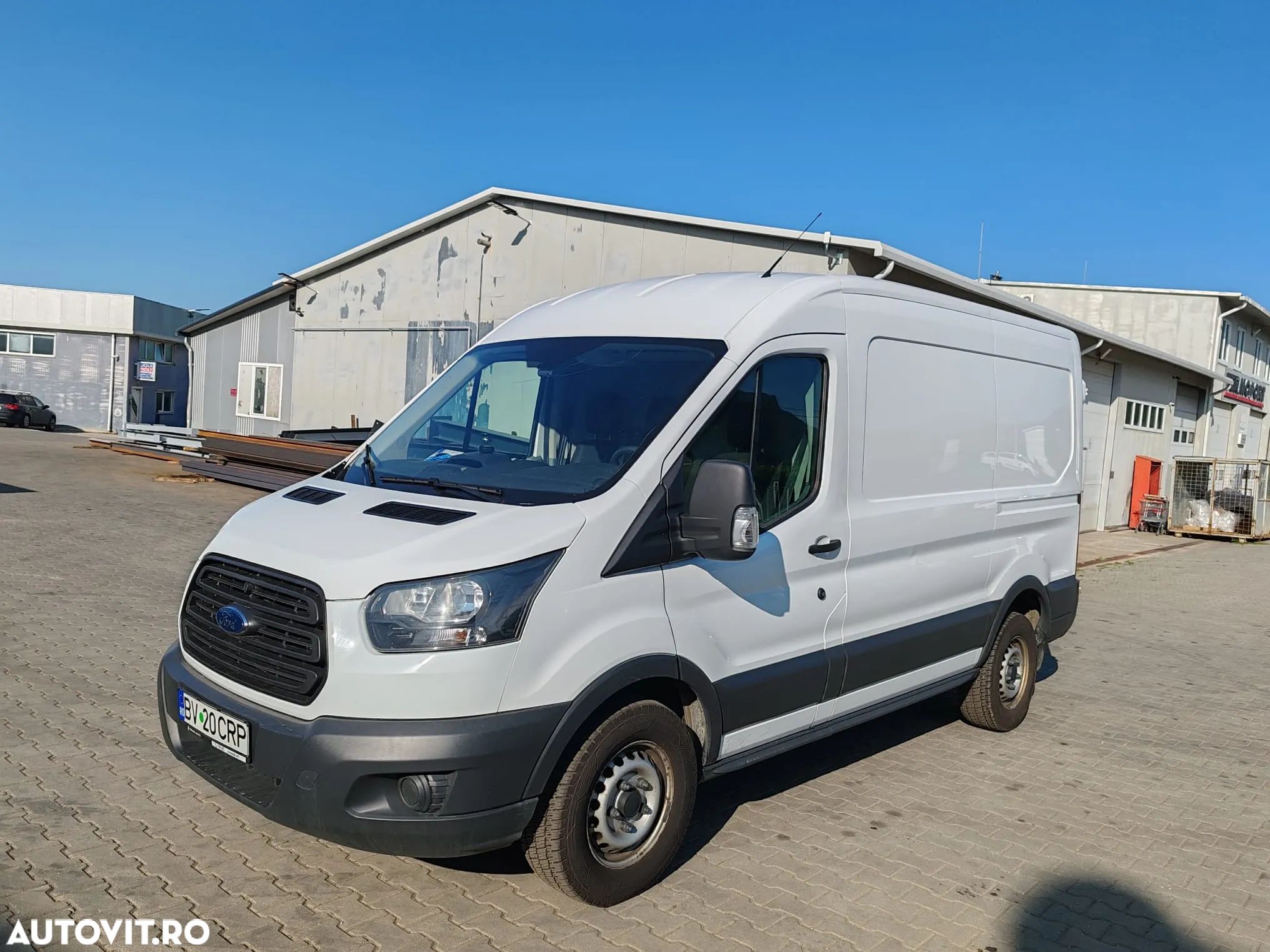 Ford TRANSIT VAN 350 L2H2 Base 2.0TDCi 130CP DPF - 2017 - 1