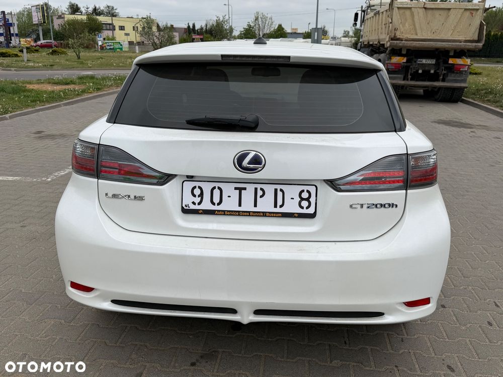 Lexus CT 200h Prestige - 6