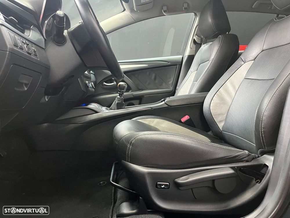 Toyota Avensis Touring Sports 2.0 D-4D Exclusive - 7