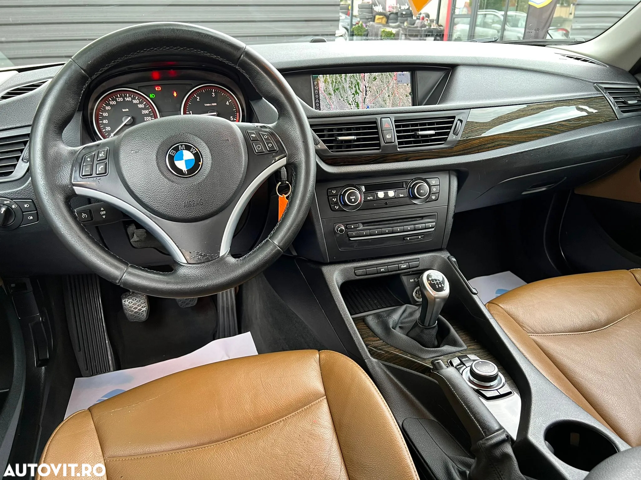 BMW X1 sDrive18d xLine - 15