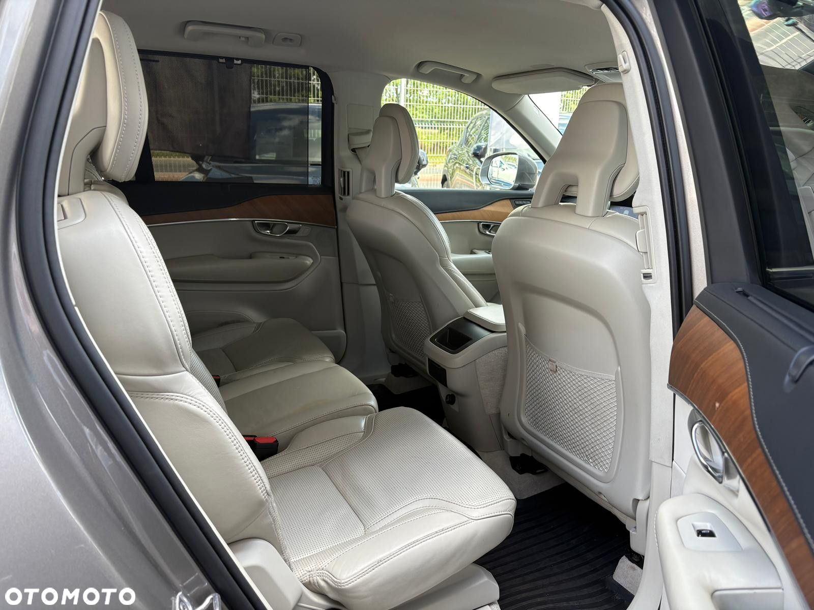 Volvo XC 90 - 16
