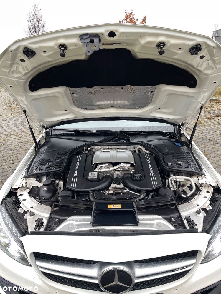 Mercedes-Benz Klasa C AMG 63 - 13