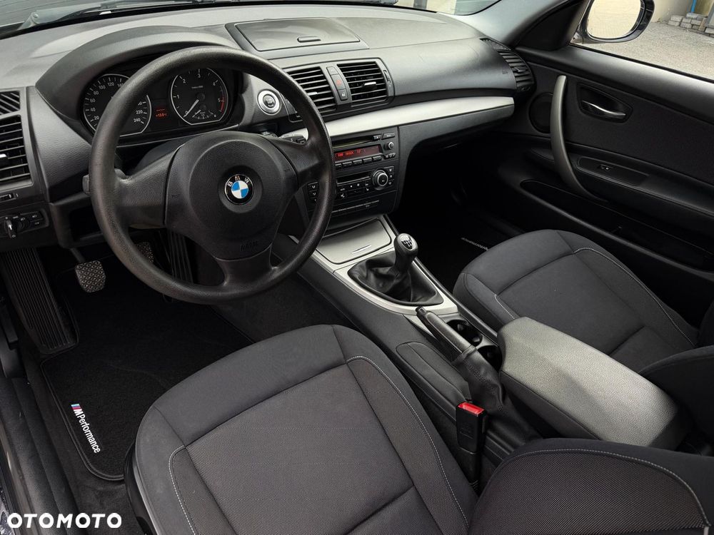 BMW Seria 1 118d - 16