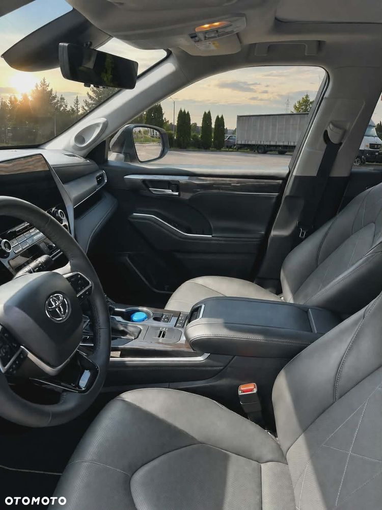 Toyota Highlander 2.5 Hybrid Prestige - 8
