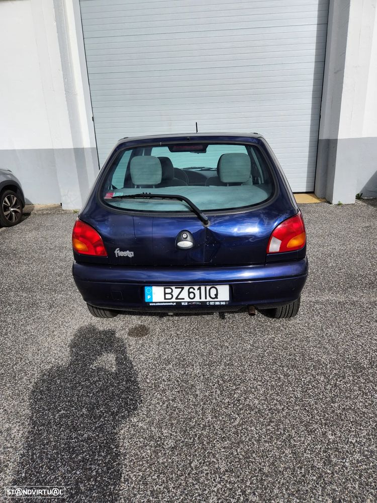 Ford Fiesta 1.25 Ghia - 5