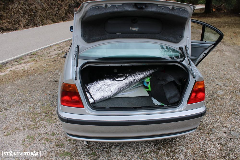 BMW 320 d — fotografia 20
