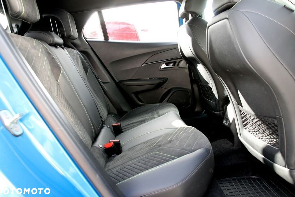 Peugeot 2008 1.2 PureTech GT S&S EAT8 - 29