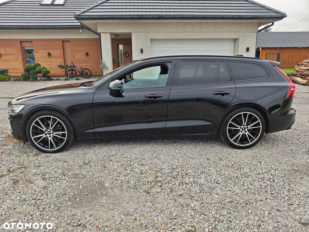 Volvo V60 T4 Geartronic R-Design - 2