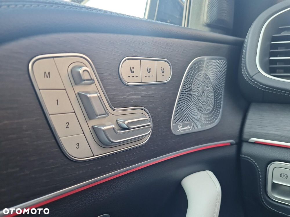 Mercedes-Benz GLE - 23