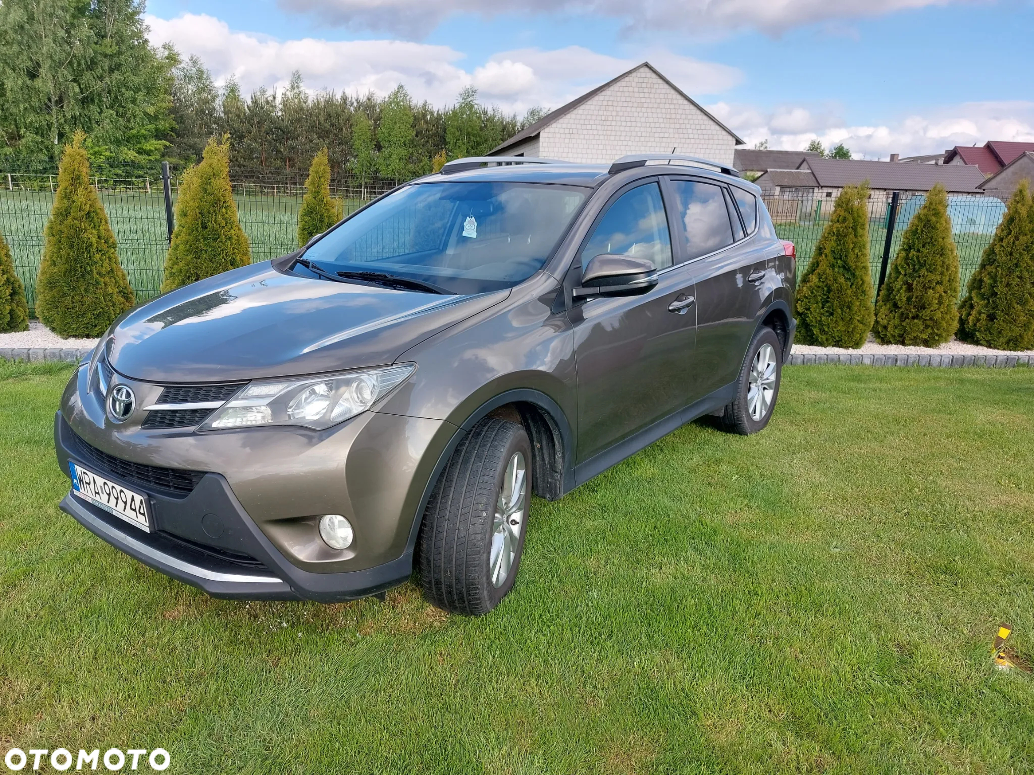 Toyota RAV4 - 4