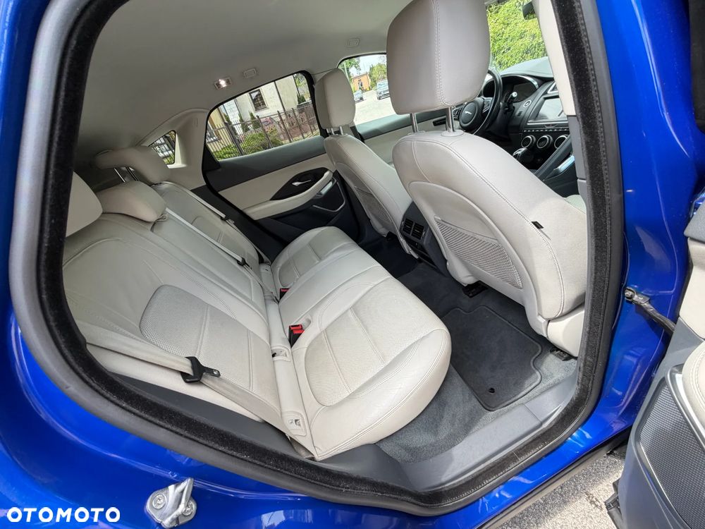 Jaguar E-Pace 2.0 i4P AWD SE - 32