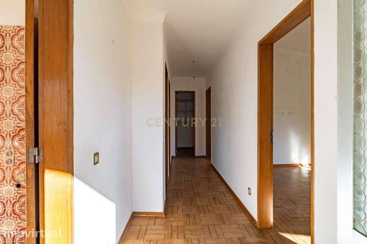 Apartamento T2 - Arrendamento - Grande imagem: 3/30
