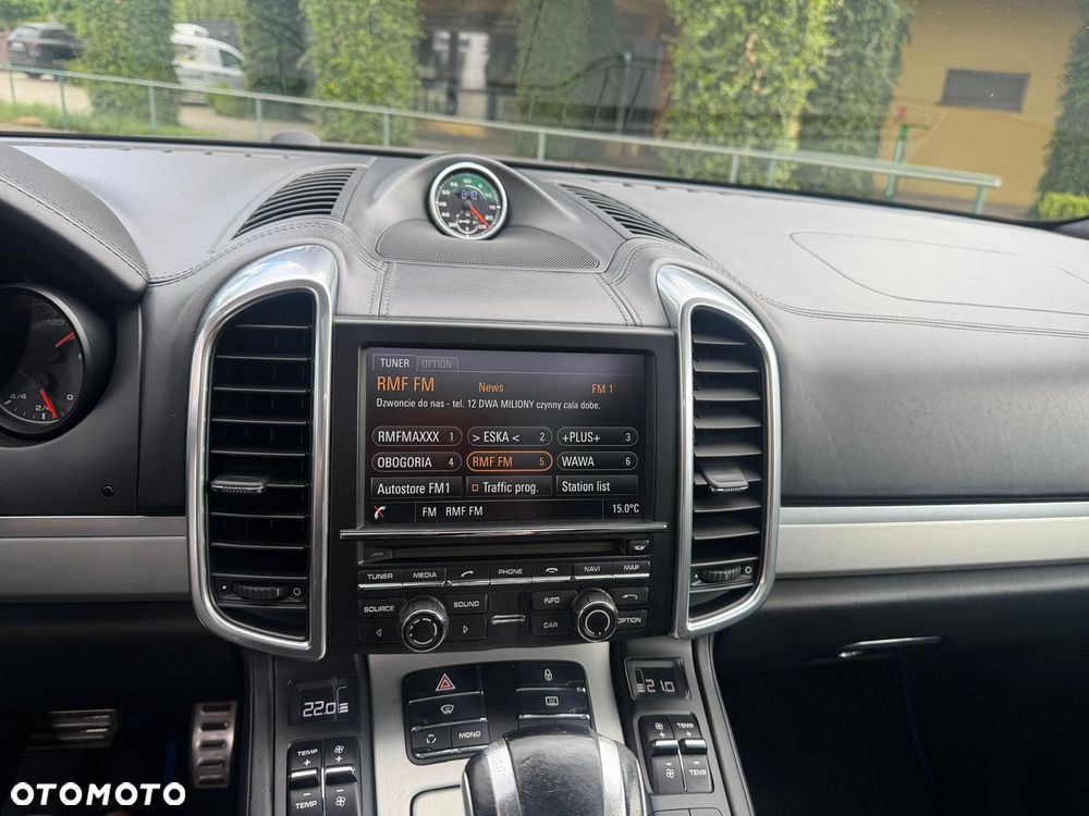 Porsche Cayenne - 23