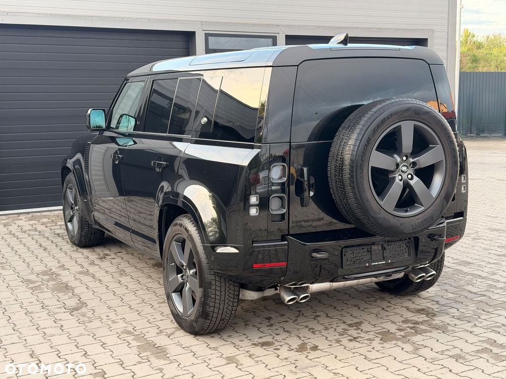 Land Rover Defender 110 P525 V8 - 11