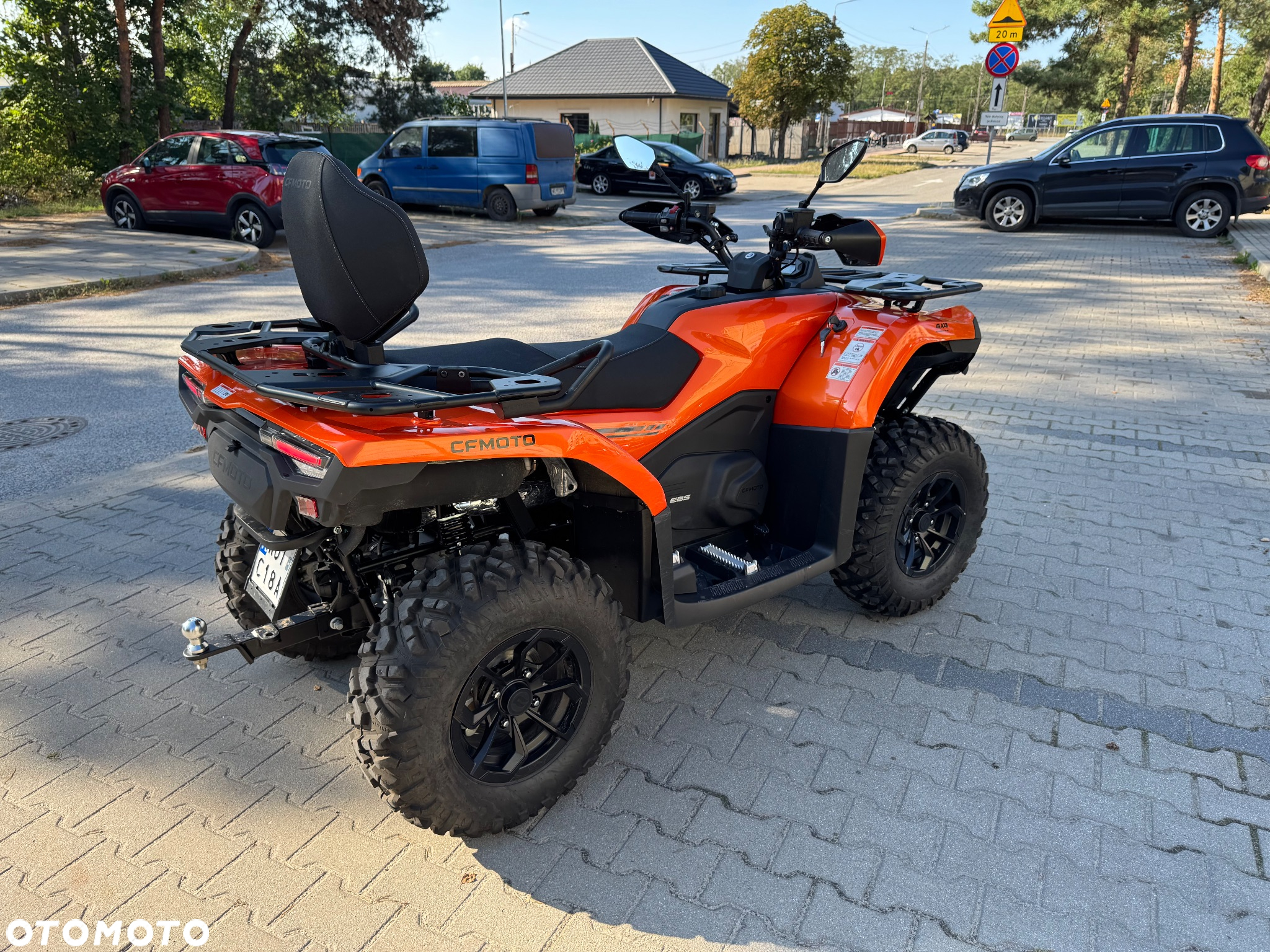 CFMoto CForce - 8