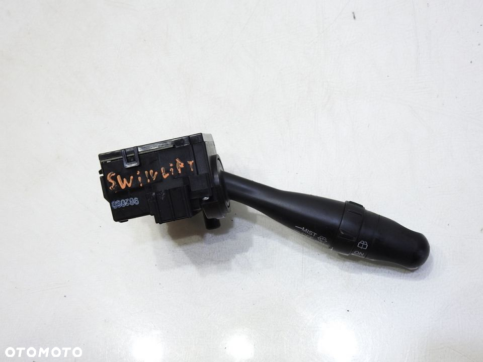 PRZEŁĄCZNIK WYCIERACZEK SUZUKI SWIFT IV LIFT - 2