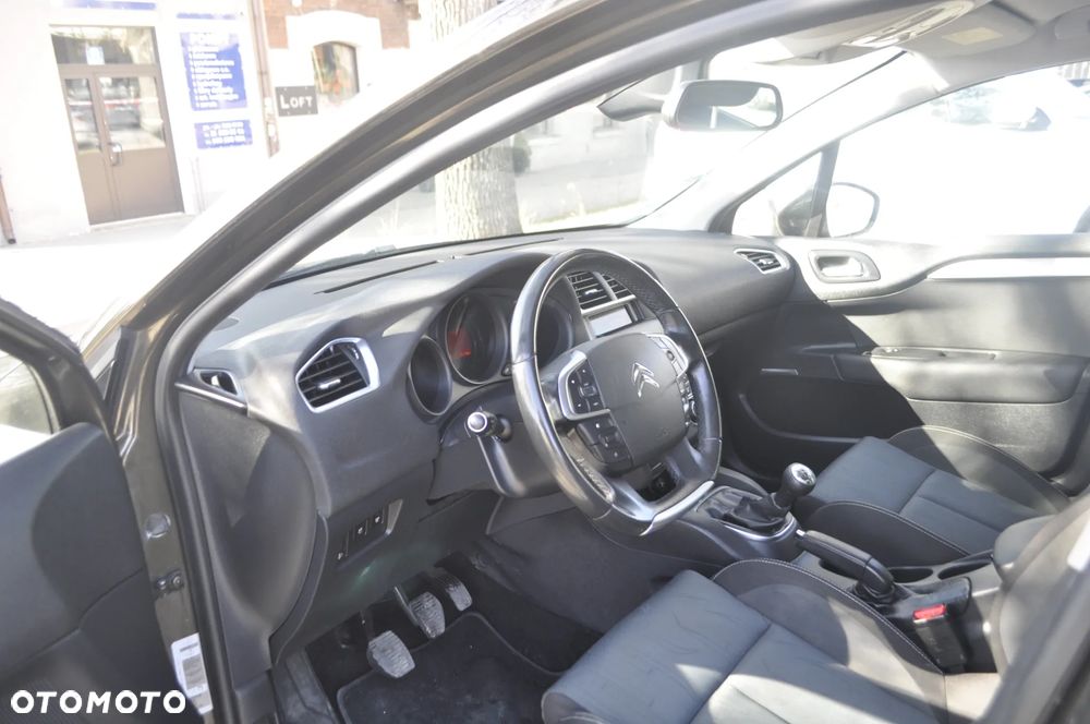 Citroën C4 VTi 120 Attraction - 7