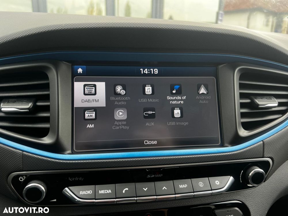 Hyundai IONIQ - 13