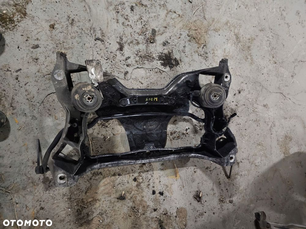 belka zawieszenia przedniego wózek sanki mercedes-benz w203 - 1