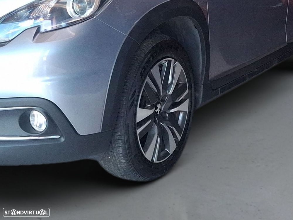 Peugeot 2008 2019 photo 4