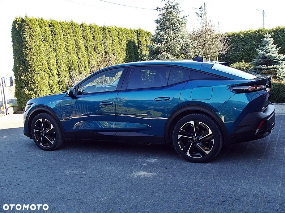 Peugeot 408 1.6 Plug-In Hybrid 225 Allure Pack EAT8 - 8