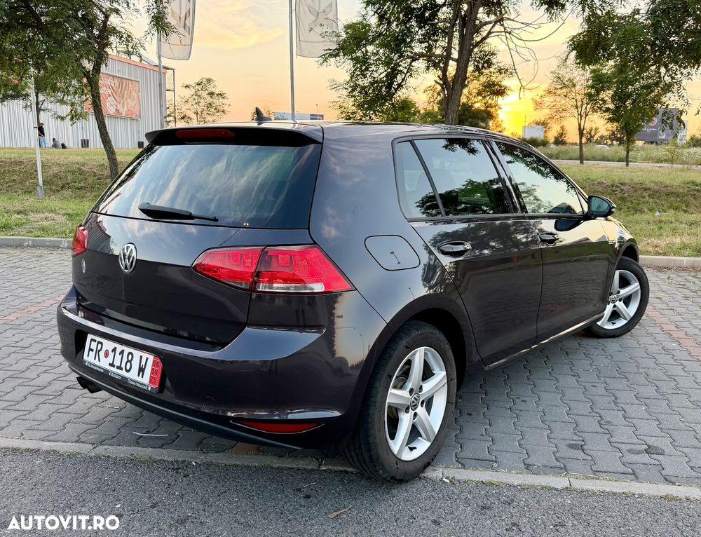 Volkswagen Golf 1.4 TSI BlueMotion Technology DSG Lounge - 35