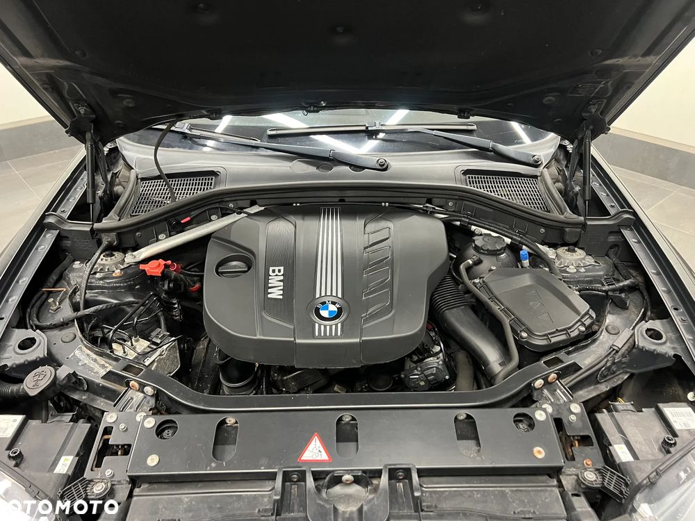 BMW X3 xDrive20d - 38