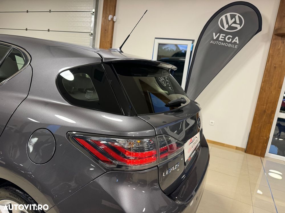 Lexus CT 200h Aut. Luxury - 32
