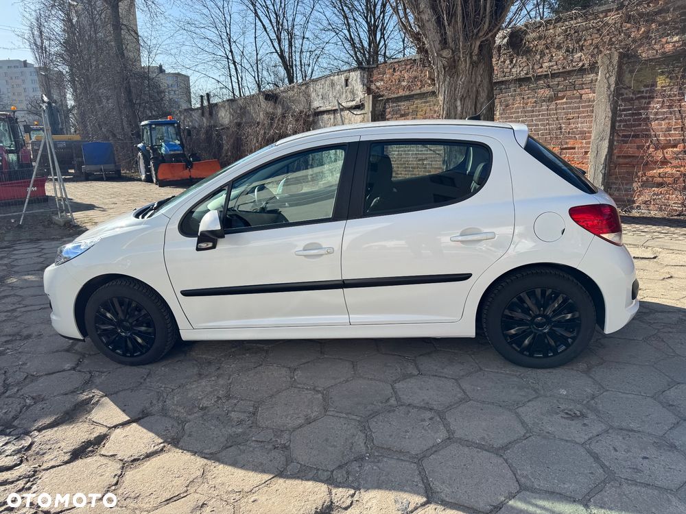 Peugeot 207 - 7