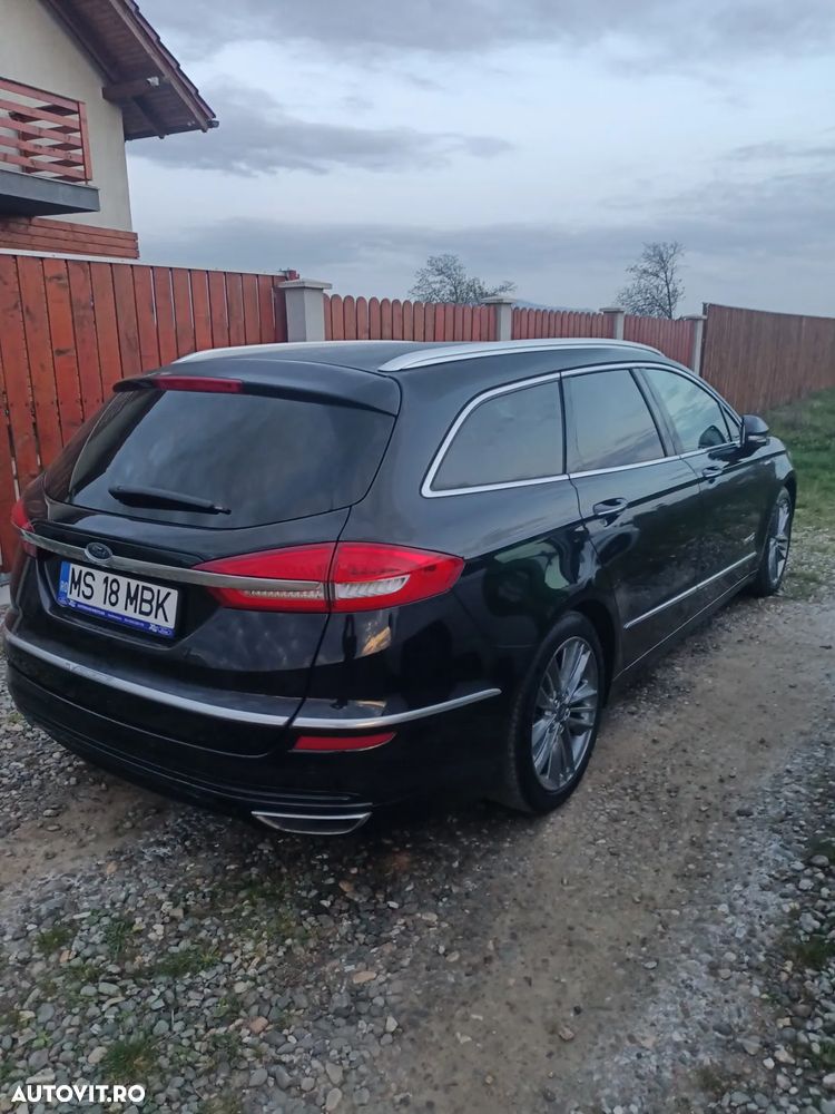 Ford Mondeo 2.0 HEV Vignale - 2