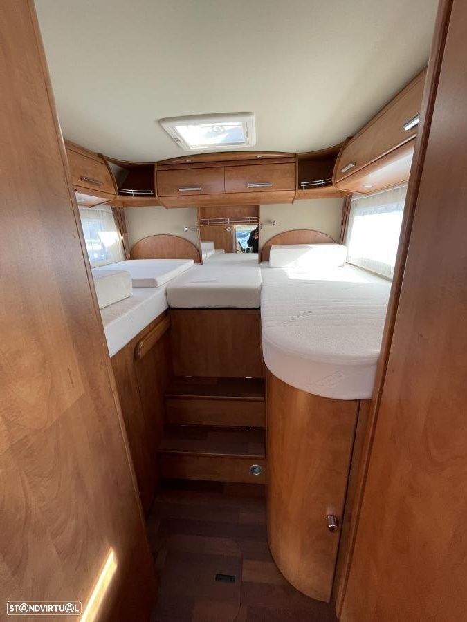 Carthago C-Tourer Camas gémeas e basculante - 25