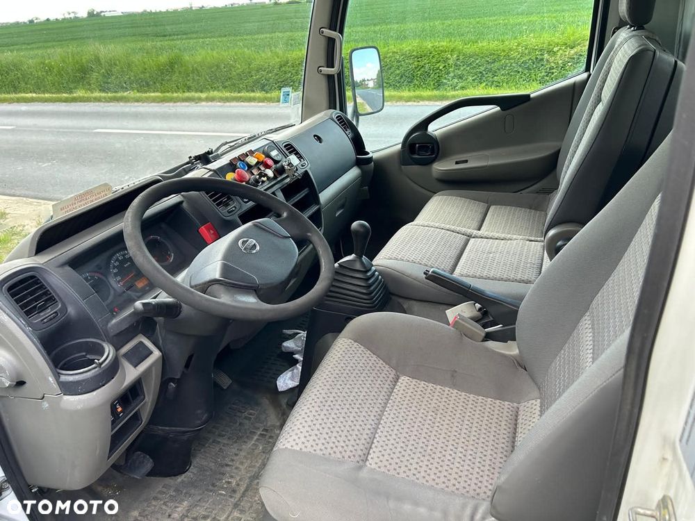 Nissan Cabstar - 28