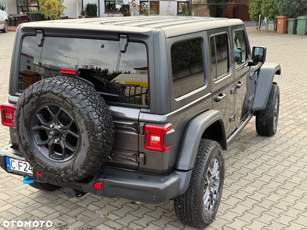 Jeep Wrangler - 9
