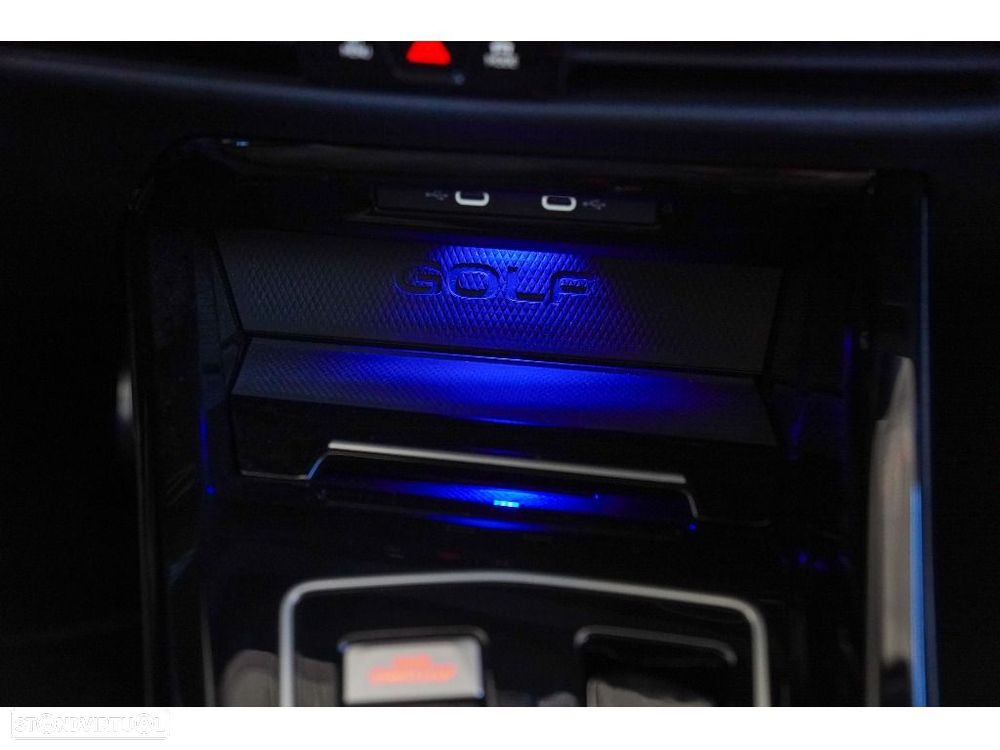 VW Golf 1.5 TSI e-Hybrid GTE DSG - 35