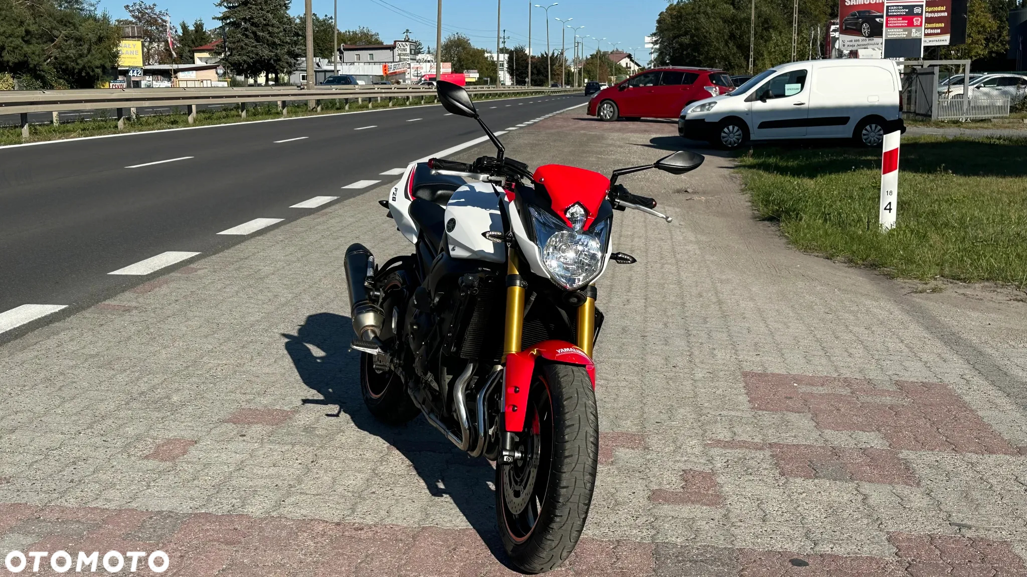 Yamaha FZ8 - 7