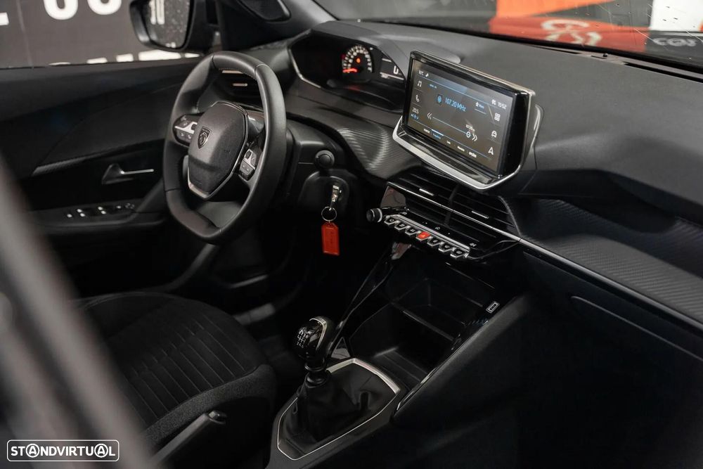 Peugeot 2008 1.2 PureTech Style - 20