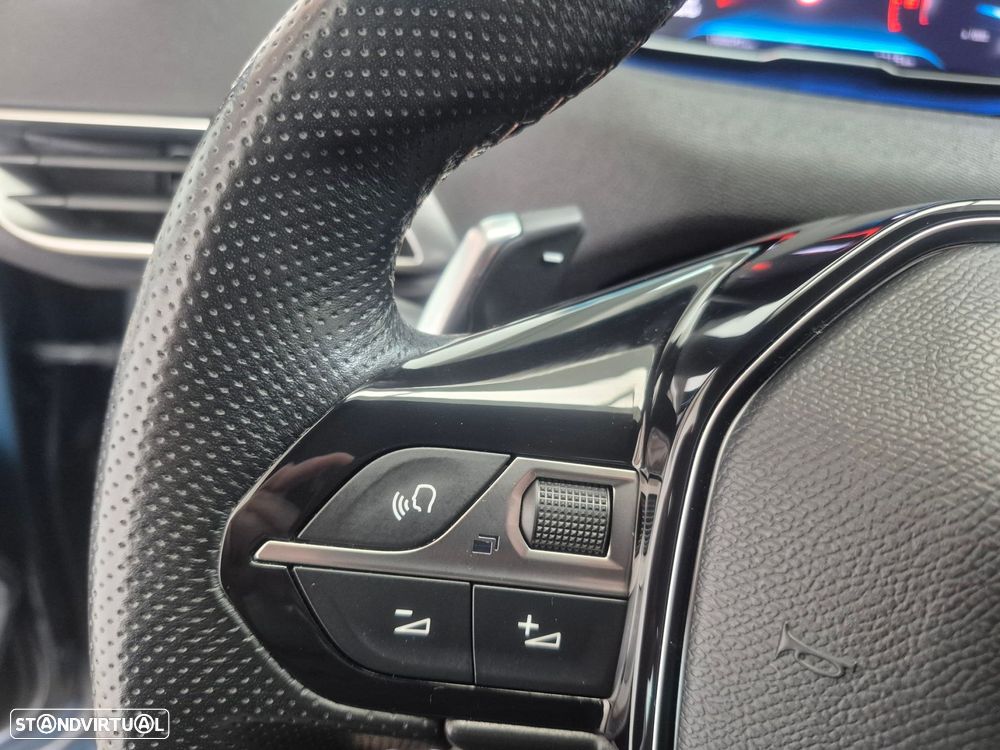 Peugeot 3008 1.5 BlueHDi GT Line J19 EAT8 - 16