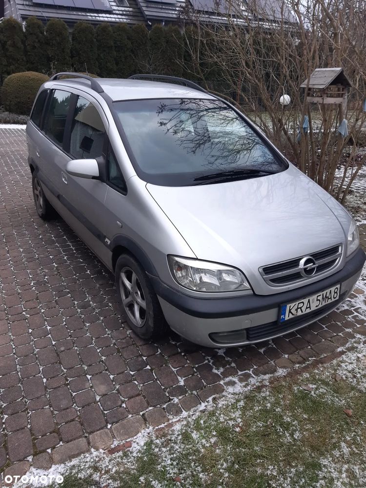 Opel Zafira 2.0 DTI Elegance - 1