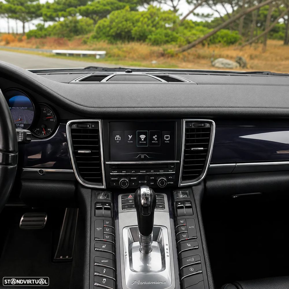 Porsche Panamera S PDK - 11