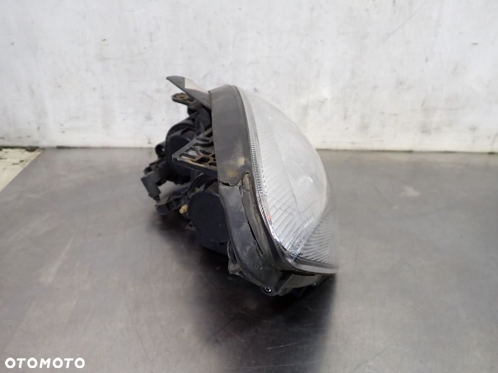 LAMPA PRAWA PRZEDNIA KIA CEED 20-B855 - 3