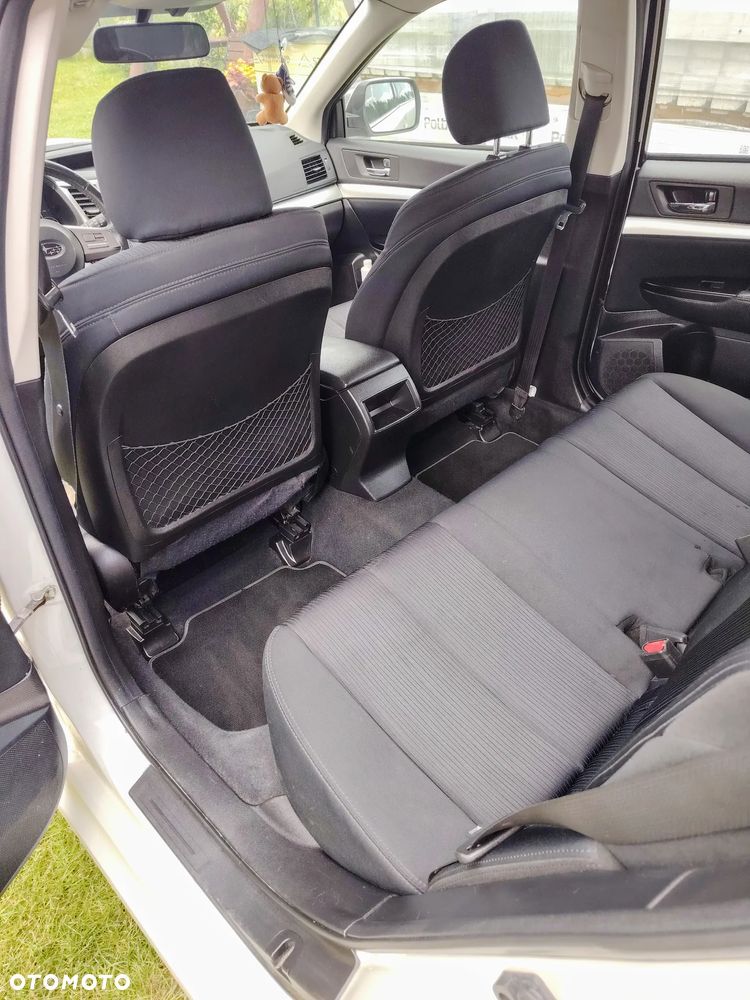 Subaru Legacy 2.0D Sport - 15