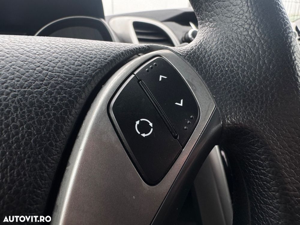 Hyundai i30 1.4 MPi Classic - 19