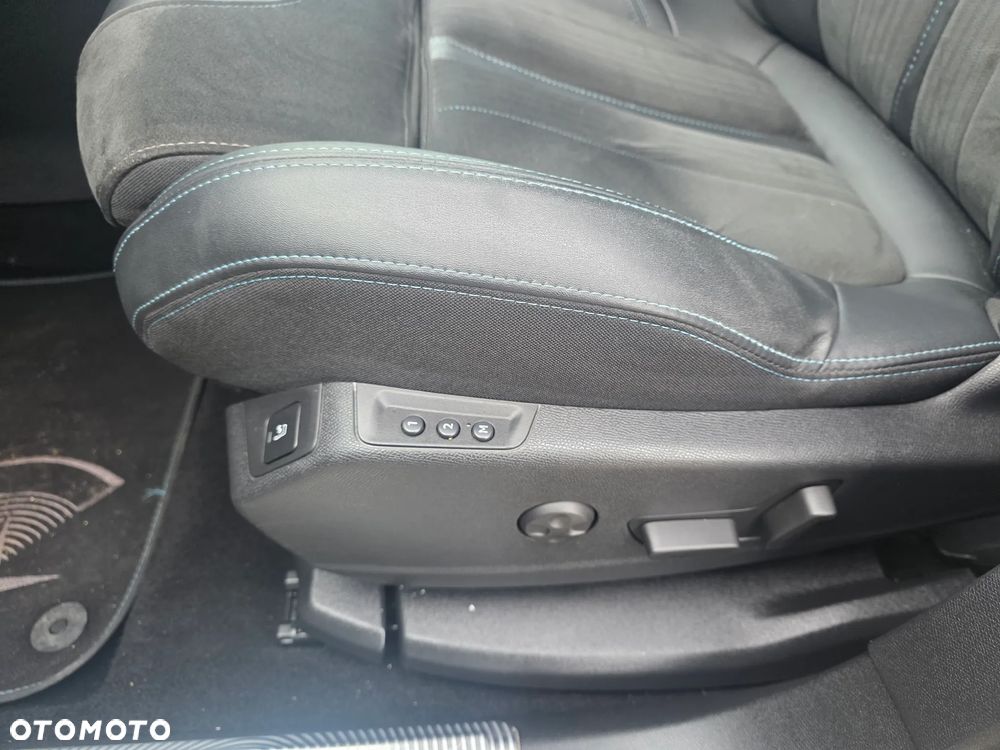 Peugeot 3008 2.0 BlueHDi GT S&S EAT8 - 6
