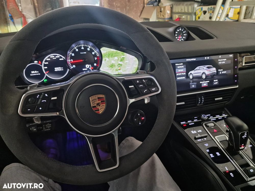 PORSCHE Cayenne 2020 — imagine 38