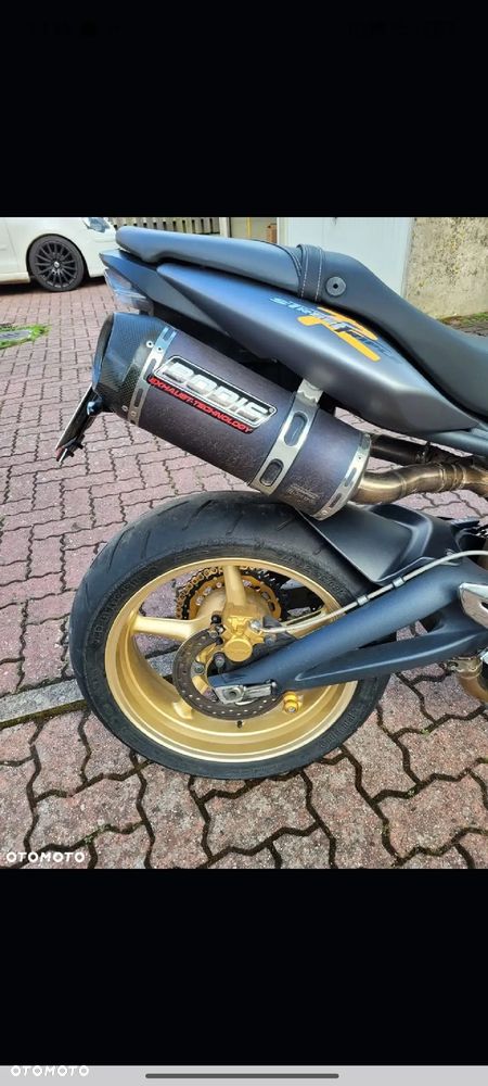 Triumph Street Triple - 5